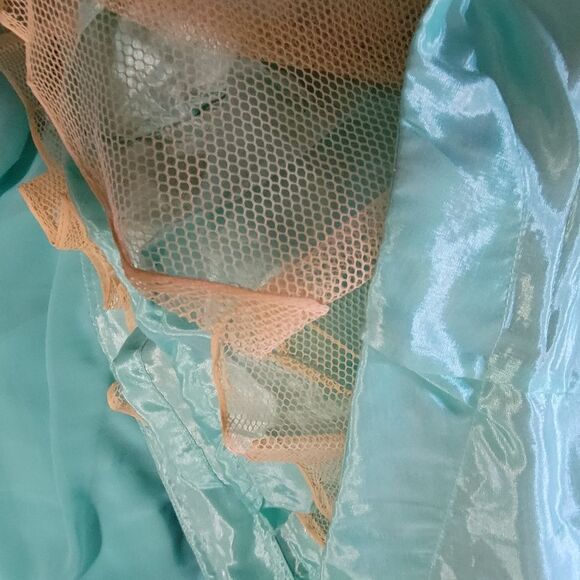 Gorgeous AQUA 3 PCE LEHENGA "not on sale" - Picture 7 of 9